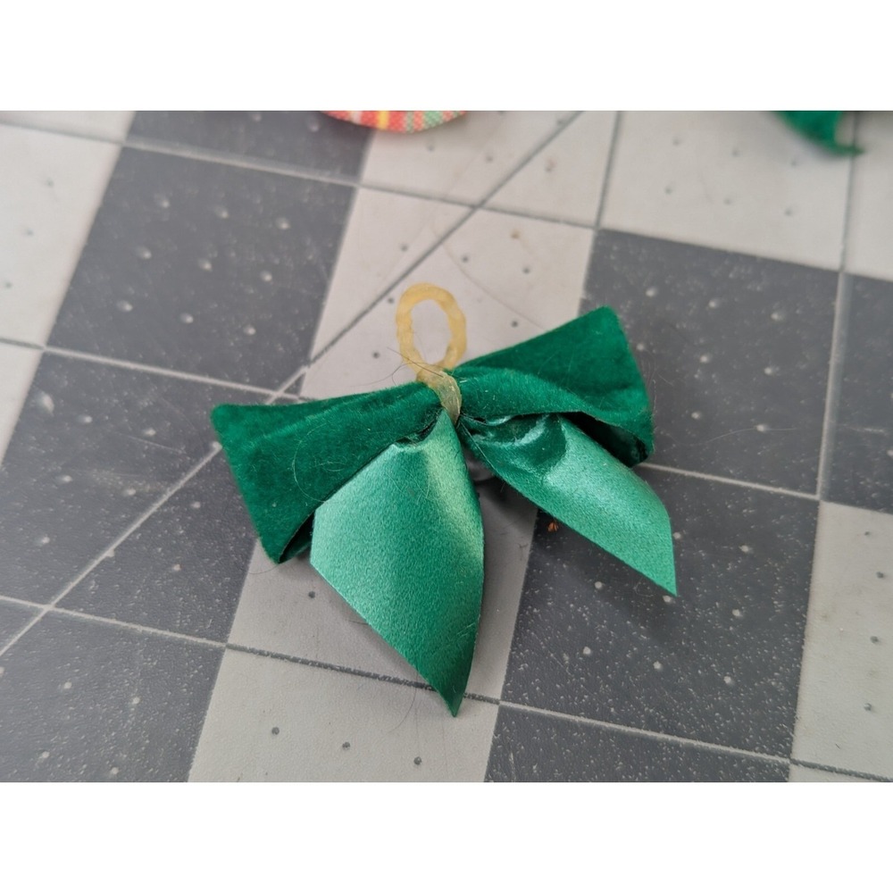 Homemade Bows Ribbons‎ Child Size Lot - Picture 9 of 9